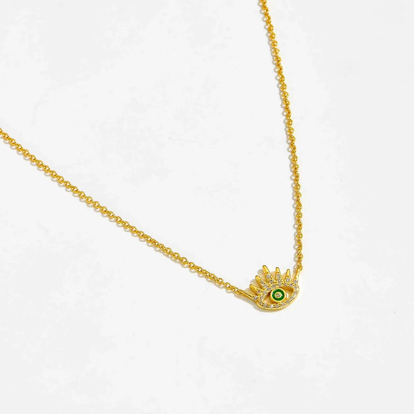 AP 925 сребърно колие с позлатен hand-heart циркон и зелена акцентна линия