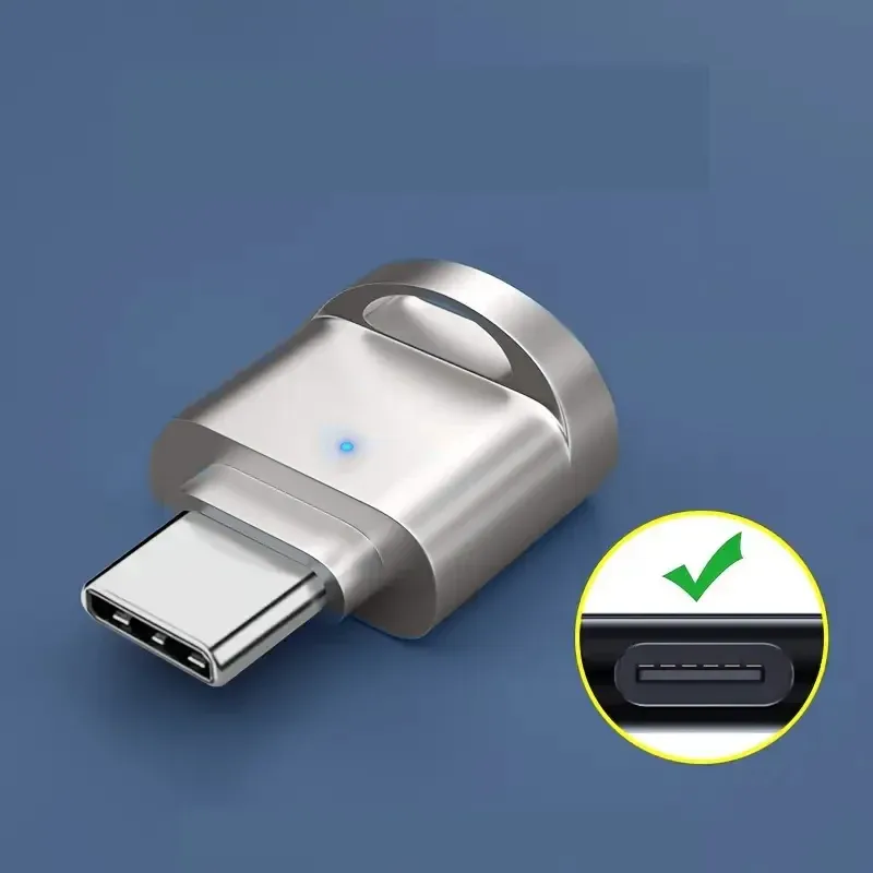 Компактен USB-C четец за TF карти с метален корпус и адаптер