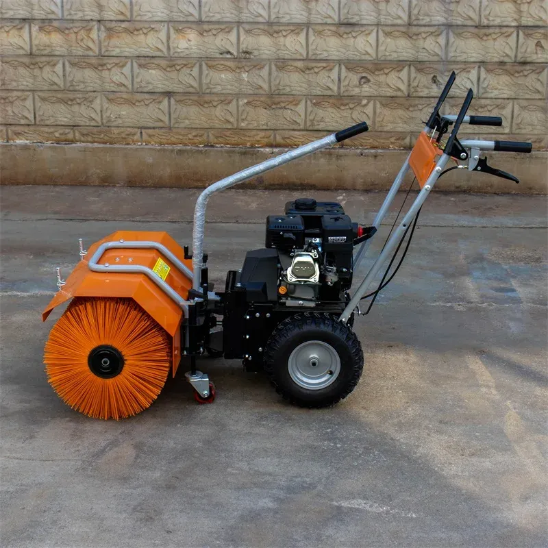 Бензинова снегоринна машина с ръчно стартиране и 62 см работен захват