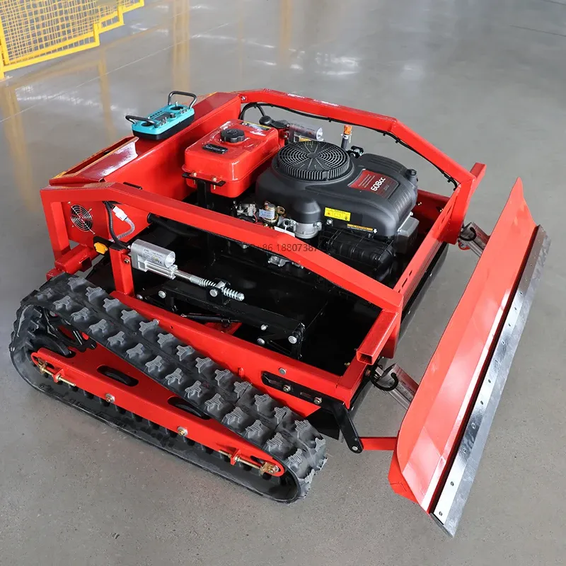 Дистанционно управляема верижна снегоринна машина с 550 мм захват