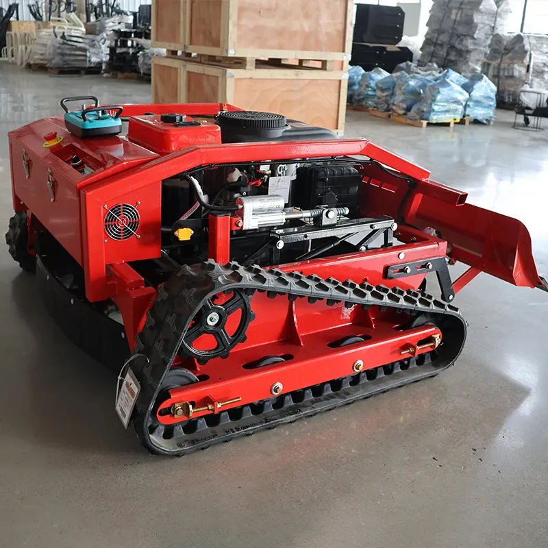 Дистанционно управляема верижна снегоринна машина с 550 мм захват