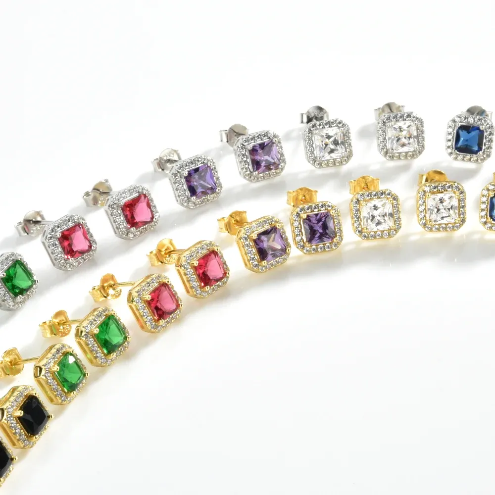 Сребърни квадратни обеци с винтов гръб и CZ циркон ANDYWEN