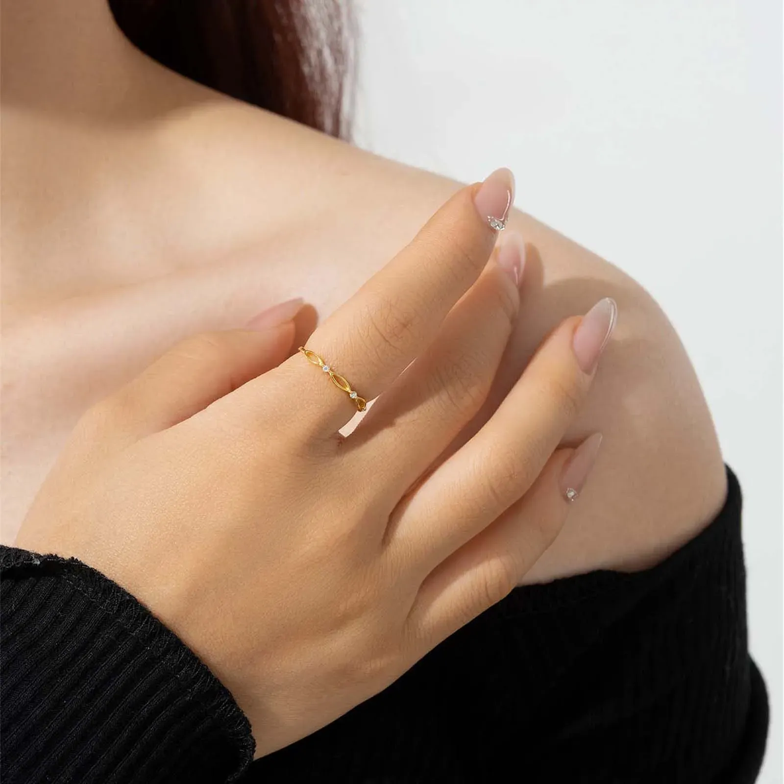 Фин сребърен пръстен с квадратен циркон ANDYWEN