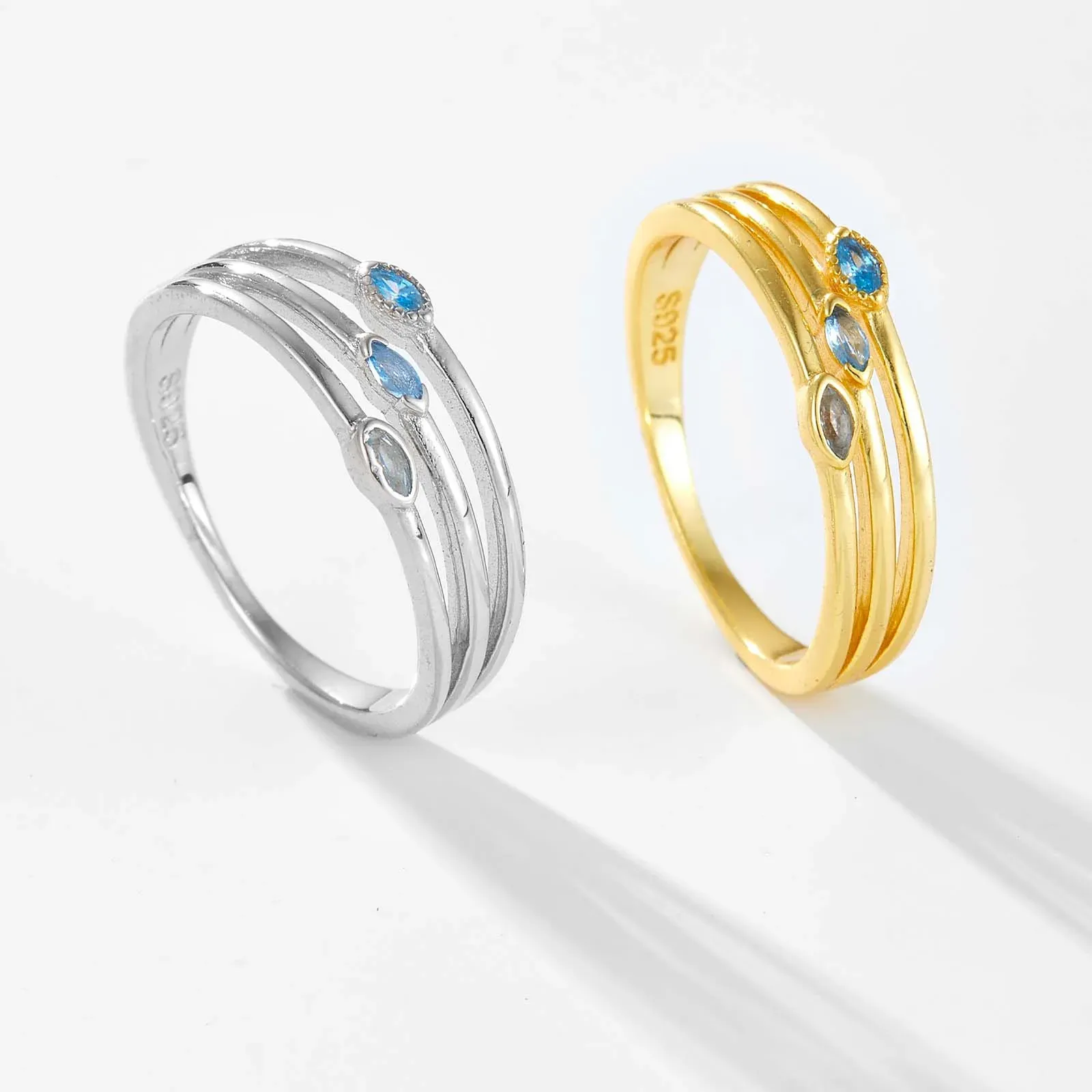 Фин регулируем пръстен от 925 сребро с овални сини цирконии