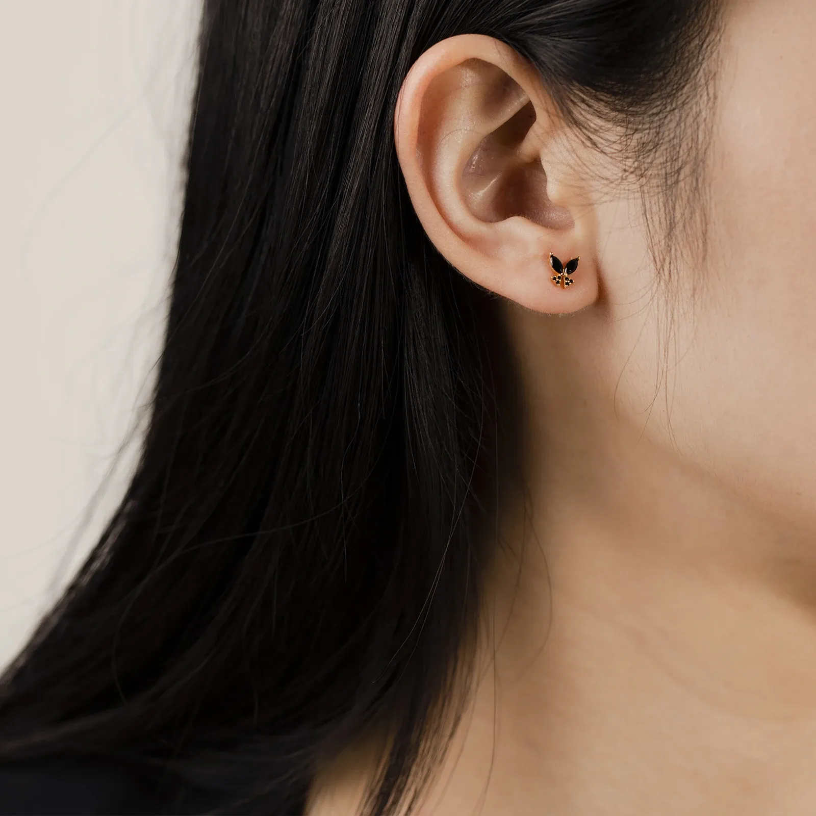 ANDYWEN 925 сребърни златисти обеци с водна капка и CZ