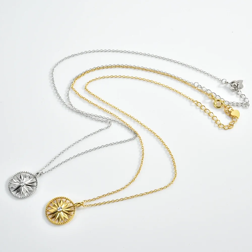 ANDYWEN 925 сребърно колие с шиповиден кръгъл медальон и дълга верижка