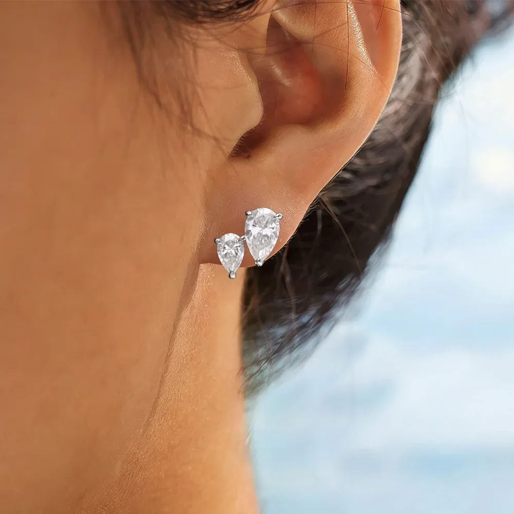 Сребърни обеци с капковиден моисанит 3 ct Oevas