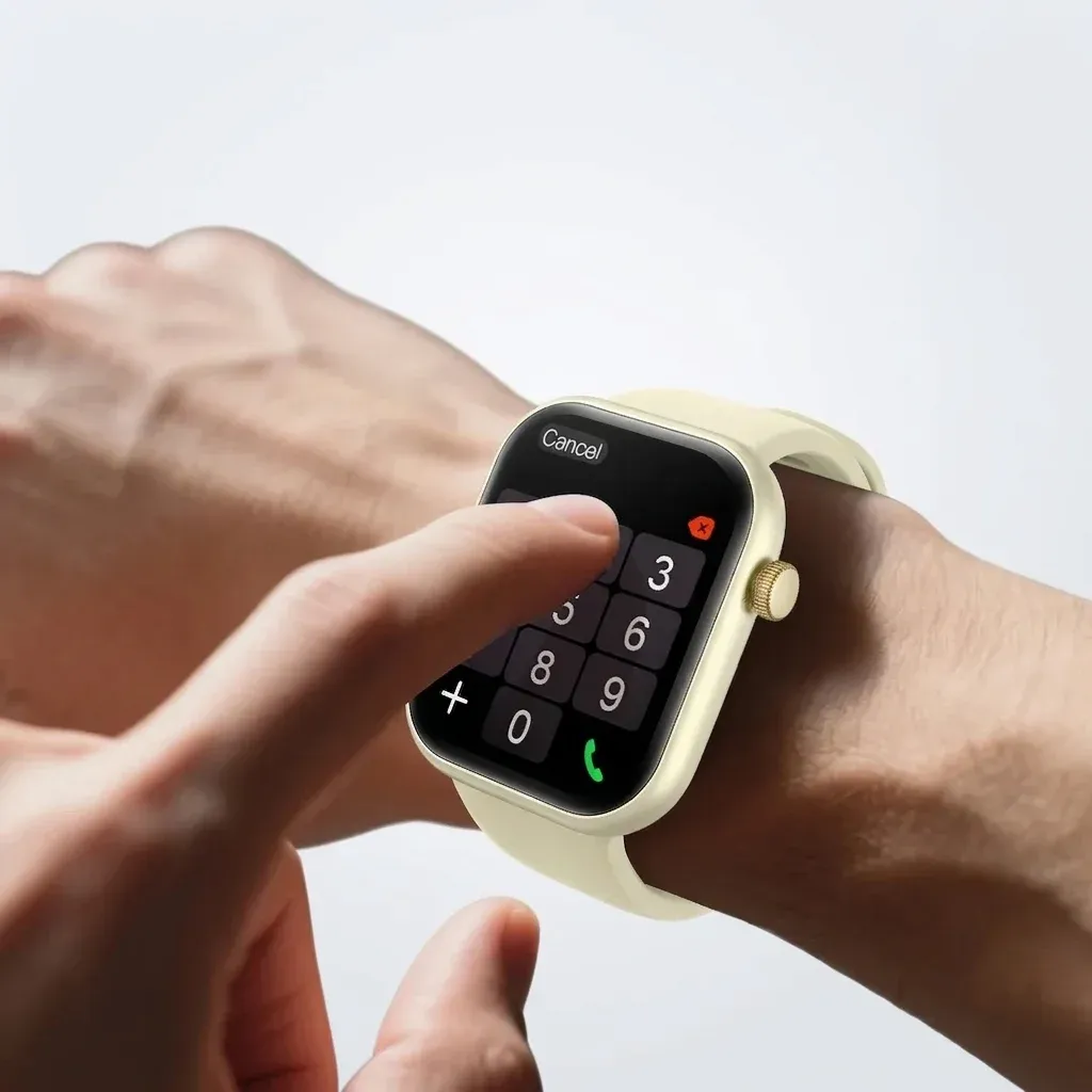 Умен спортен часовник с кремава каишка