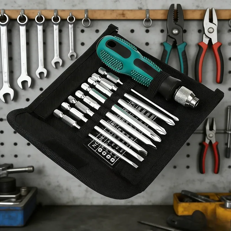 Компактен 6-в-1 комплект прецизни отвертки с магнитни накрайници