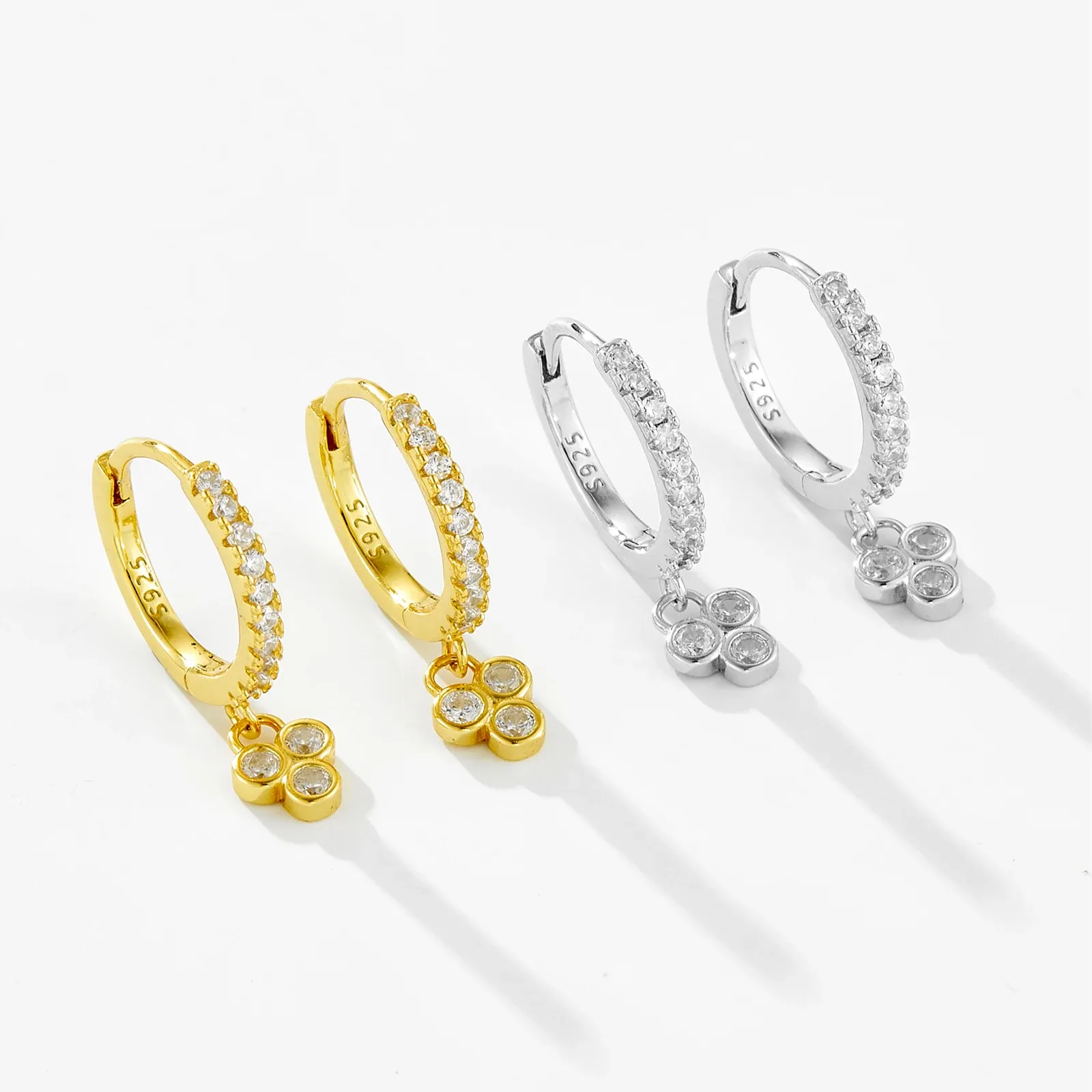 ANDYWEN 925 сребърни мини обеци с три циркония