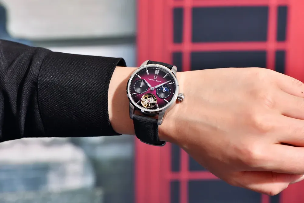 Механичен турбийон часовник PAGANI DESIGN с кожена каишка и сапфир