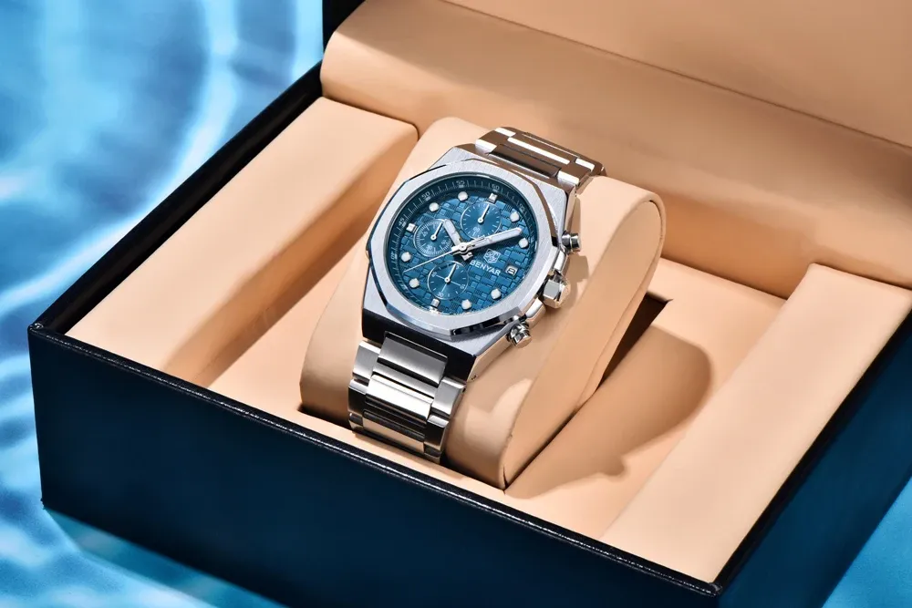 Мъжки кварцов хронограф BENYAR със стоманена верижка и календар