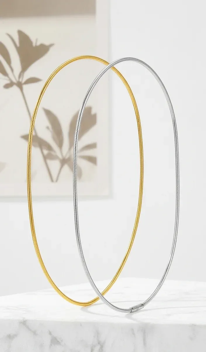 Златисто и сребристо змийско choker колие