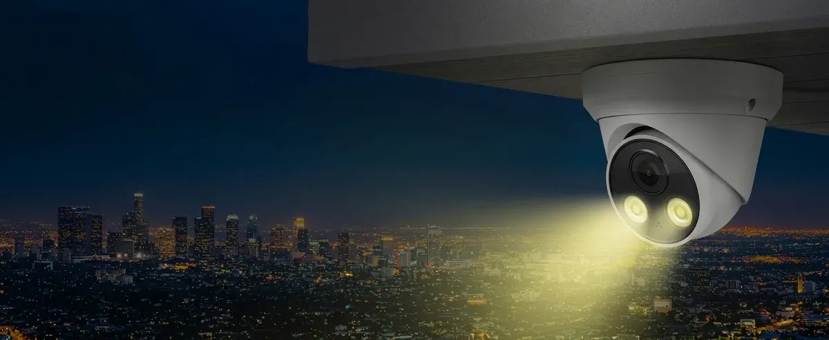 Куполна IP камера с цветно нощно виждане