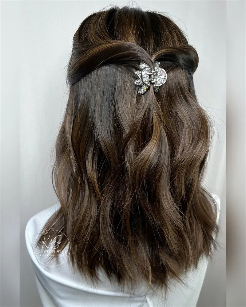 Дамска дантелена перука с бретон и карамелени акценти