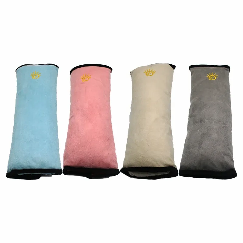 Детска възглавничка за автомобилен колан с опора за рамо и врат