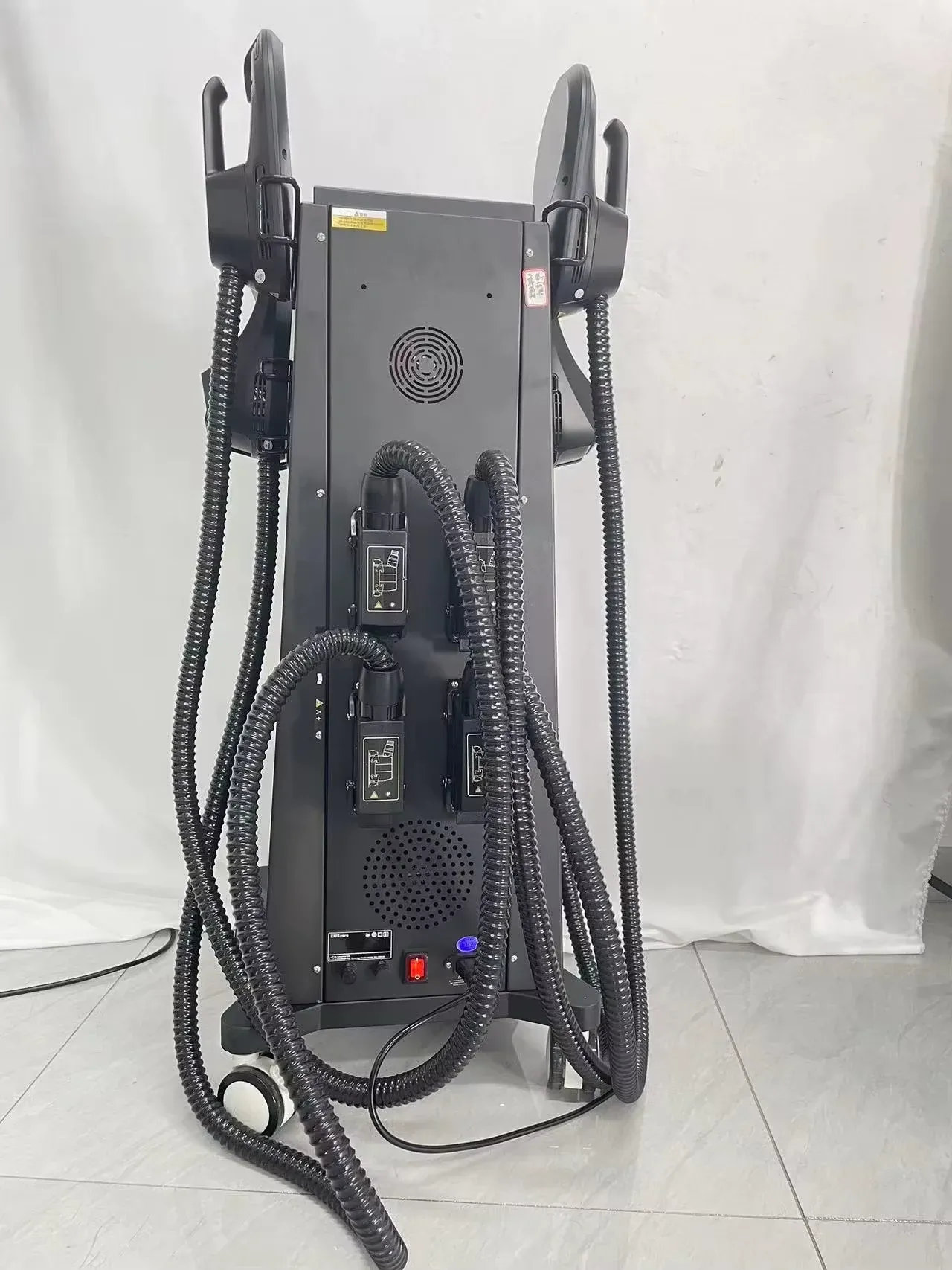 Професионален EMS и RF уред за телесно скулптуриране с 4 ръчки